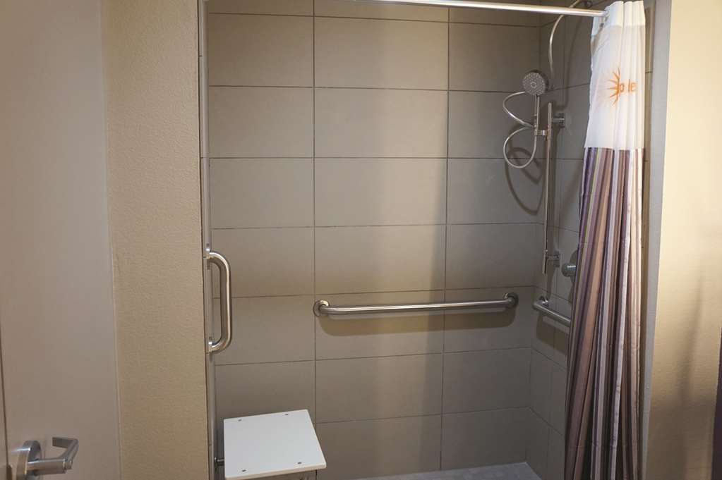 La Quinta By Wyndham Dallas Plano - The Colony Room photo